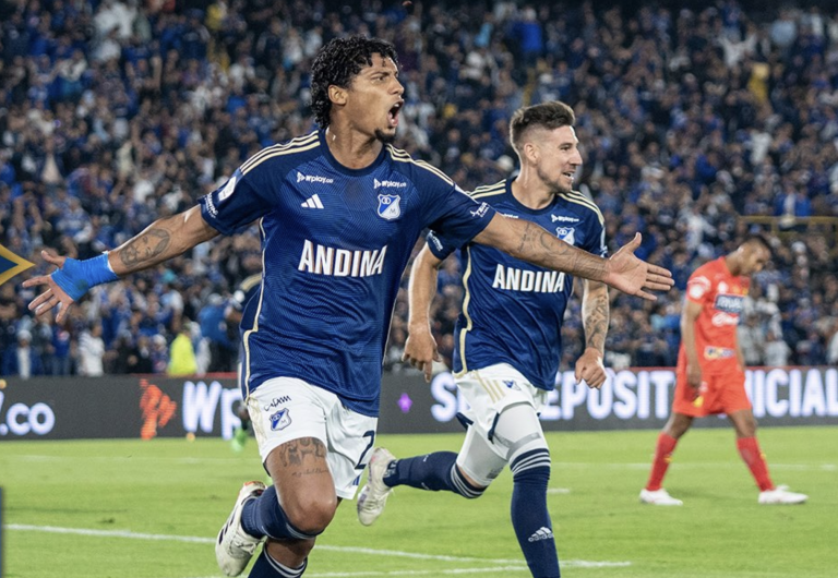 Millonarios consiguió su primer triunfo en los cuadrangulares